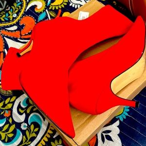 Red Zara BOOTTIES with approx 2 inch heels! They are so Soft, Sexy, & cute!